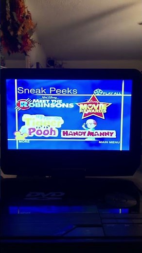 The Many Adventures Of Winnie The Pooh: The Friendship Edition 2007 DVD Menu