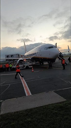 Beauvais Airport France 🇨🇵 #beauvais #airport #shorts France