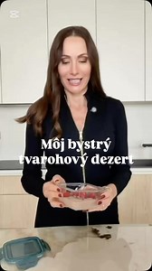 Čokoládový chia krém s malinami 🍓🍫 2 porcie bystrého dezertu / 1 výdatná porcia raňajky Suroviny: • 150 g jemný nízkotučný tvaroh • 100 g biely jogurt • 2 ČL kvalitné kakao • 1 PL chia semienka • 1–2 PL med (podľa chuti) • čerstvé maliny • drvené kakaové bôby (kakaové nibsy) 🧑‍🍳 Postup: 1. Do misky daj tvaroh, jogurt, kakao, chia semienka a med. 2. Všetko spolu dôkladne premiešaj do hladkého krému. 3. Krém prelož do misiek alebo pohára. 4. Na vrch poukladaj čerstvé maliny a posyp drvenými ka