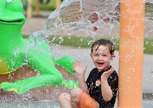Splash pads and spray parks in Monroe County
