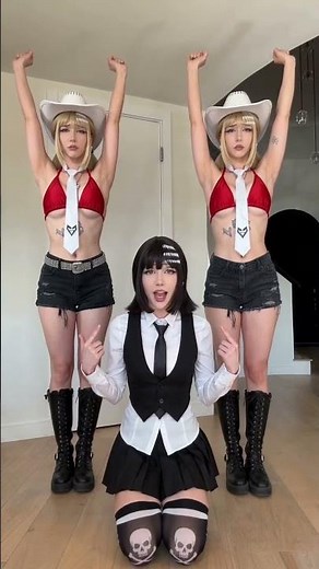 Which of these cosplay outfits matches the anime best