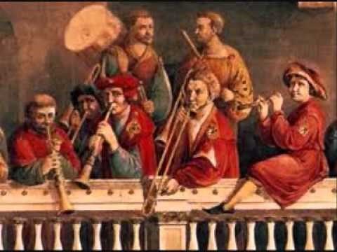 Renaissance Dance - Pavanne 'La Bataille' by Tylman Susato.wmv