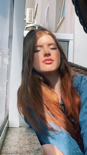 Os vídeos de Julia vitória (@julinha_oficial_mayer) com som original - . ♬ ❦