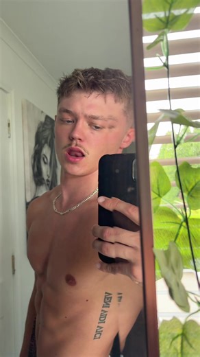 reeceblackberry (@reece.blackberry)’s videos with original sound - . ♬ ❦