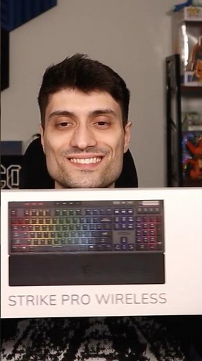 The New STRIKE PRO WIRELESS Keyboard by ‪@MSIGamingOfficial‬