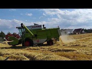 Claas Dominator 88s bei der Ernte 2022