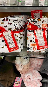 36K views · 290 reactions | New hello kitty fall towels #hellokitty #tjmaxxfinds #fallvibes | Beauty By Brittney XO | Facebook