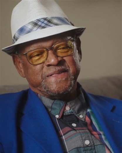 9.3K views · 80 reactions | #MealsOnWheels volunteers do more than deliver meals — they bring compassion and meaningful connection to our seniors, at a time when 56% report feeling lonely. | Meals on Wheels America | Facebook