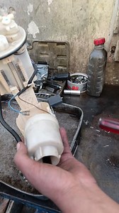 175K views · 410 reactions | How To Clean Fuel Filter #mechanic #oil #islamabad #oilchange #car #reels #viral #instagram #tools #craft #diy #engineering #engine #carfix #carparts #carporn #honda #toyota #suzuki #satisfying #samsung #iphone #bts #btsarmy #luxury | Car Tipx | Facebook