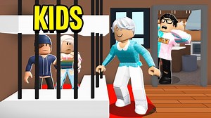 1.4K views · 82 reactions | LA ABUELA MALVADA atrapó a los niños en Adopt Me, ¡los salvé! (Roblox) | HYPER en Español | Facebook