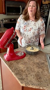 Today I am making Almond Pound Cake. #almondpoundcake #almondpoundcakes #almondpoundcake😋 #almondpoundcakehouse #almondpoundcakefromscratch | Shareable Recipes