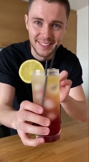 Bloody Lemonade Recipe: Spooky Halloween Drink in 5 Mins! #HalloweenDrinks