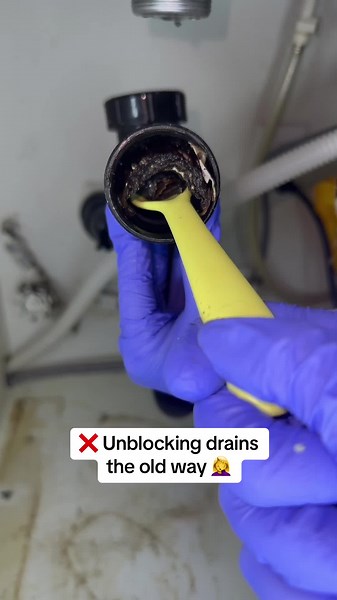 You will never go back… trust me #cleantok #fyp #fypシ #foryoupage #cleaningtiktok #cleaninghacks #satisfying #satisfyingcleans #cleanwithme