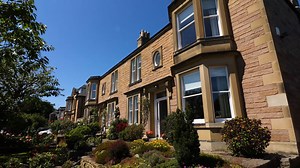 ANDERSON STRATHERN: 26 Esslemont Road