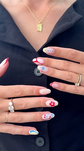 It's a tradition here at Gelous HQ to get holiday nails by our lovely in-house nail tech🌞 #shorts