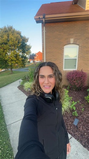 My goal this summer is to get down to a 12 min mile! Let’s see if I can do it 😬😬 #trending #fyptrending #moona #running