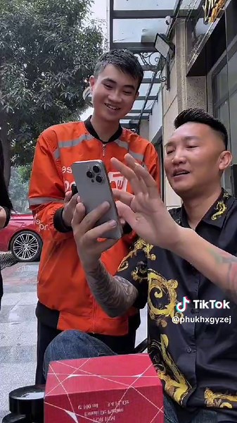 Nghề gì cũng là nghề cốt là có tiền #xh #giadinh #thinhhanh #xuhuong #huanhoahong