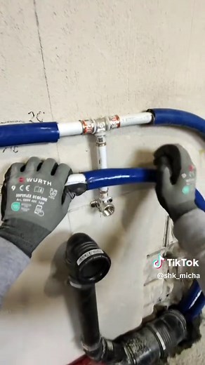 Anlagenmechaniker POV: Waschtischanschlüsse richtig vorbereiten