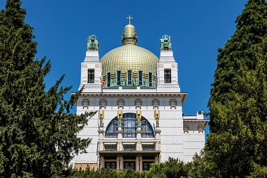 🌟 Entdecke die Otto-Wagner-Kirche! 🌟 Die beeindruckende Otto-Wagner-Kirche am Steinhof ist ein Jugendstil-Juwel und ein echtes Wiener Wahrzeichen. Erbaut zwischen 1904 und 1907, begeistert sie mit einzigartiger Architektur und kunstvollen Details – ein Muss für alle Kunst- und Architekturfans! 🏛✨ 📍 Baumgartner Höhe 1, 1140 Wien #ViennaNow 📷 Viennese Vagabonds | wien.info