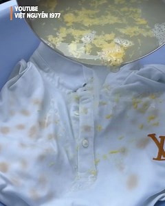 2.2M views · 10K reactions | QUẦN ÁO TRẮNG SÁNG NHƯ MỚI VỚI GIẤM - Việt Nguyễn 1977 --- © Bản quyền của video này thuộc về Việt Nguyễn 1977 & Dien Quan Network. © The copyright of this video belongs to Việt Nguyễn 1977 & Dien Quan Network. #dienquannetwork #dienquanfood #vietnguyen1977 #ViệtNguyễn1977 | DIEN QUAN Food & Lifestyle - Ẩm thực | Facebook