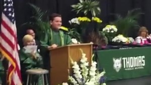 Kid impersonates 2016 candidates at graduation
