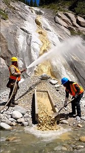 Ore Gold Quartz ROCK
