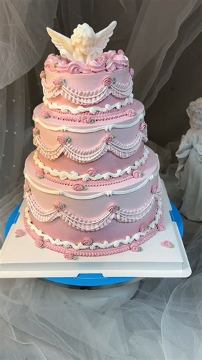 Cake. Cake training three layers | Cake Make Tips