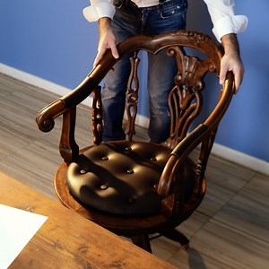 14K views · 246 reactions | ¡De hallazgo antiguo a silla moderna! | Ideas en 5 minutos Jóvenes | Facebook