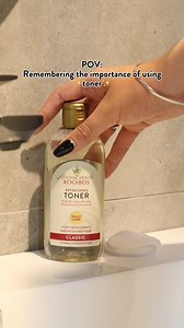Adding toner to your skin care routine - a simple step with powerful benefits. Our Classic Refreshing Toner is infused with Bio-Active Rooibos for antioxidant protection and Witch-Hazel Extract to help minimise pores and restore’s your skin’s balance. 🌿💦 Use it after cleansing, to refresh, tone, and prep your skin—because sometimes, less is more. 💚 Our Classic Refreshing Toner is available at @dischem.beauty, @clicks_sa, @checkers_sa, @my_spar,@picknpay and online on @takealotcom #AfricanExtr