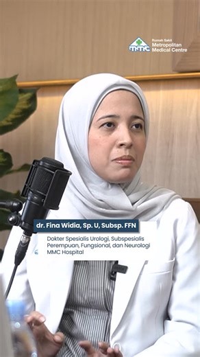 Metropolitan Medical Centre Hospital on Instagram: "Jangan skip yang satu ini❗ Bagi wanita, berkemih sebelum dan setelah berhubungan seksual merupakan langkah sederhana untuk mencegah infeksi saluran kemih (ISK)! 💧 Yuk, simak penjelasan lengkapnya di video terbaru Youtube Channel mmchospital, episode “ISK dan Overactive Bladder” bersama dr. Fina Widia, Sp.U, Subsp. FFN✅ #UrologiWanita #OveractiveBladder #Berkemih #Podcast #mmchospital #rsmmc"