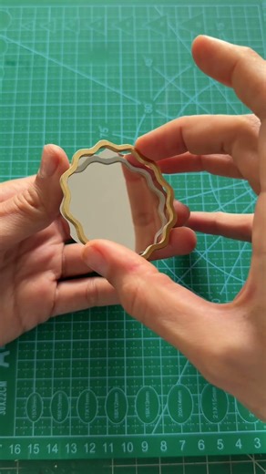 Diy dollhouse mirrors!🪞✨ #dollhouse #diy #shorts #short