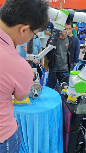 18 shares | Industry exhibition maven Laser Automation cobot weld machine | Dolly Lee | Facebook