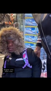 🚨 #BREAKING: Chaos Erupts After Bus Driver Throws ‘Kid’ Off the Bus—Turns Out to Be a Grown Man 📌 #Viral | #BusDrama • The Incident: A bus driver shocked everyone by physically ejecting what appeared to be a young child off the bus. Passersby immediately went into an uproar, demanding answers. • The Twist: Upon closer inspection, the supposed “kid” turned out to be a full-grown man trying to pass as a child to get a free ride. • Reactions: The crowd’s anger quickly turned to confusion and laug