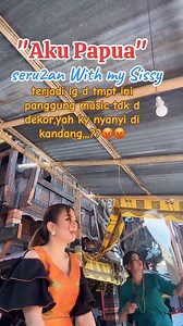 Skali lg buat Semua kang Dekor pelaminan atau WO yg ngehandle paket Wedding(tanpa terkecuali)skali lg d himbau klu panggung music di perhatikan jg donk jgn cm dekor pelaminan,taman yg d bagusin, cm tuk pasang plafon dan karpet kok ssh amat seh,atau trlalu pelitkh Anda? tggl minta tambahan budged aja sm client km klu mmg itu perlu.sebagus apapun penyanyi dan MC serta To Minaa di atas panggung ini akn kelihatan kumuh dgn panggung sprti ini. gk prlu harus d suruh dl sm calon mempelai(kluarga mempel