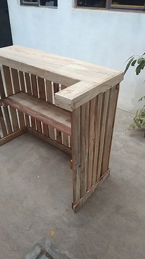 barra mostrador hecho con #pallets #diyproject