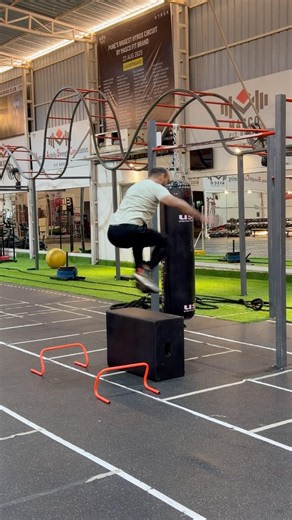 Hybrid Training Challenge | Hurdle Jumps → Box Jump → Muscle-Up. #hyrox #hybridtraining #fit