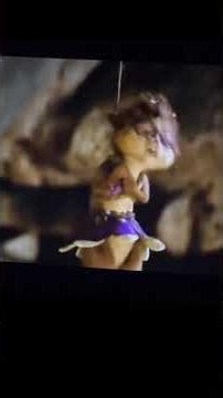 Jeanette ATE singing this 😍 Subscribe to laugh more 😭