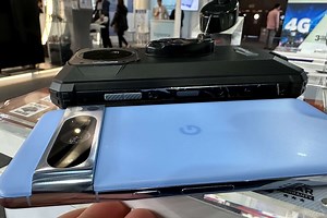 Una powerbank de 28.000 mAh pegada a un teléfono rugerizado. Así es el Energizer Hard Case P28K