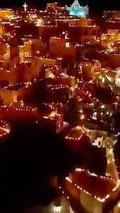 🇬🇷 Wow! Greek Orthodox #Easter in Santorini is so amazingly beautiful! Video by Rivios Thanos Photography | GREEK GATEWAY