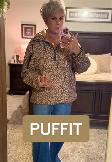 Stylish and Functional Fleece-Lined Puffer Coats