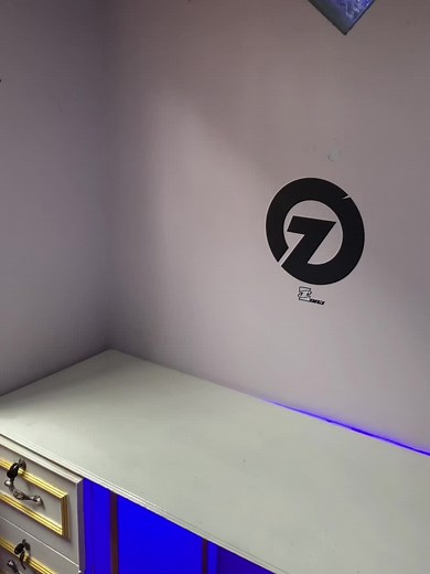 Ozone Clothing သည် TikTok ပေါ်တွင် ရှိသည်