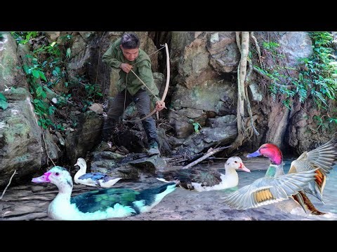 FULL VIDEO: 150 Days of Survival in The wild, Trapping Squirrels and Mice To Protect Fruit