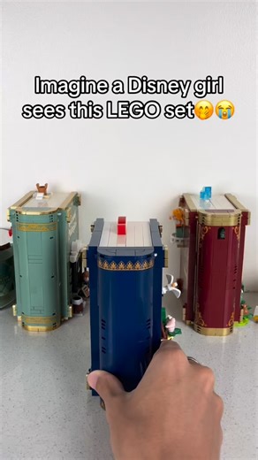 Princess Blocks on Instagram: "The details inside the book are unreal 😍 #princessscenebuild #storybookdisplayset #aestheticroom #creativehobby #perfectgift"