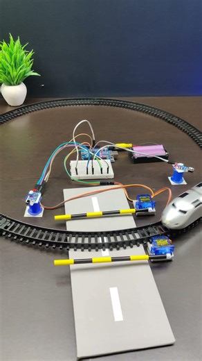 Railway Crossing Projects #arduinoprojects #arduinotutorial #arduino #tollgate #toll #railway