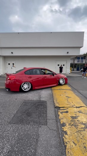 Static Club on Instagram: "What I love about the static community is the diversity we have. Not only the people but the cars too. We got clapped shit boxes that push the limits of right heights and custom fabs. We also got clean ass builds that you would swear are bagged ‍"