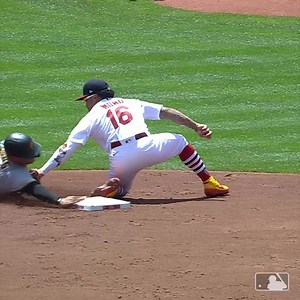 Routine Yadi. 🎯 | MLB