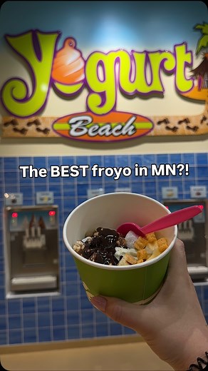 froyo has been forgotten and needs to make a comeback!! this might be the best froyo spot I’ve been to in MN 🤩 | Yogurt Beach 📍4250 Lexington Ave S Suite 102, Eagan, MN 55123 @yogurtbeachmn #minnesota #twincities #froyo #minnesotafood #explorepage✨ | Hanahhlee
