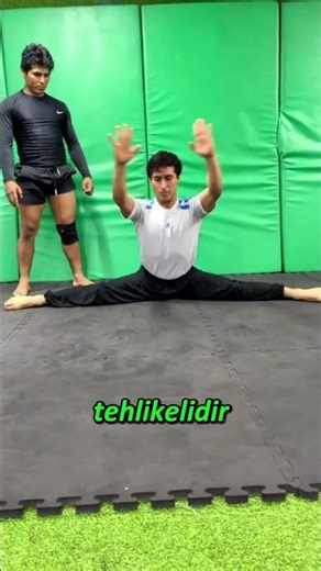 Bacak Açma Numarası Nasıl Yapılır? 😲🤸‍♀️