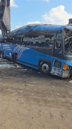 Bye bye bus #recycle #scraper #shear