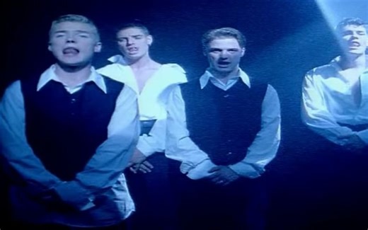 Boyzone - Love Me For A Reason (Official Video)